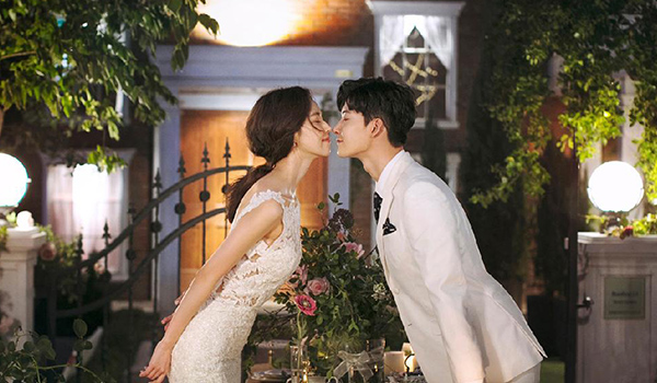 포토테이블 액자 증정