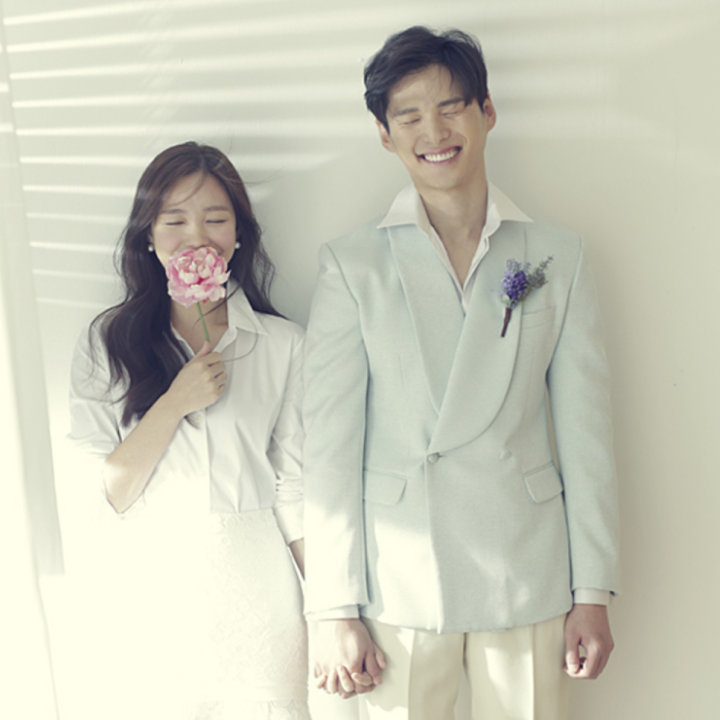 드레스 1벌 추가피팅 + 야외촬영 서비스