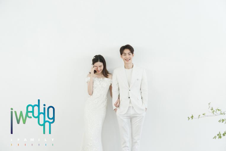 사진 > 느와르블랑스튜디오 > 아이웨딩 > 아이패밀리SC 내 생애 가장 빛나는 순간. 느와르블랑스튜디오
