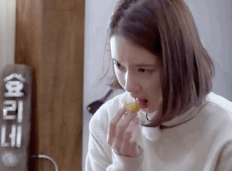 윤아여신.gif