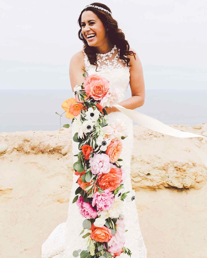 cascading-bouquets-evangeline-lane-0318_vert.jpg