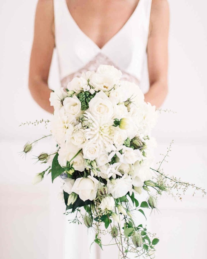 cascading-bouquets-jonathan-wherrett-0318_vert.jpg