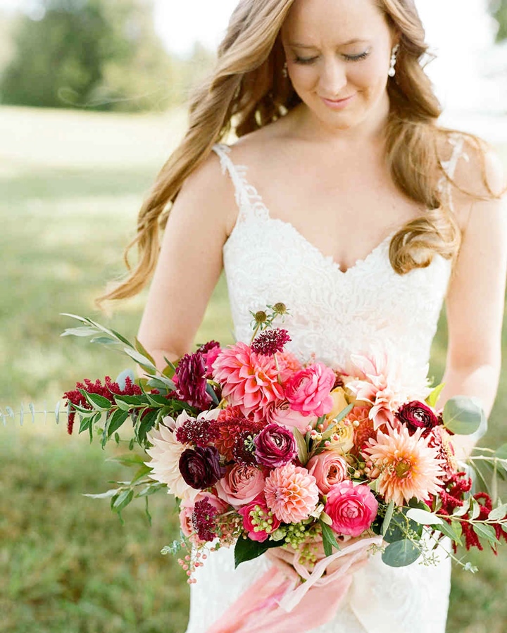 jen-geoff-wedding-bouquet-0196-6494992-0618_vert.jpg