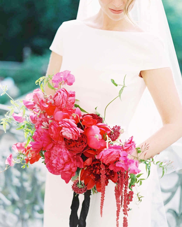 stephanie-christopher-wedding-bouquet-019-6422582-1117_vert.jpg