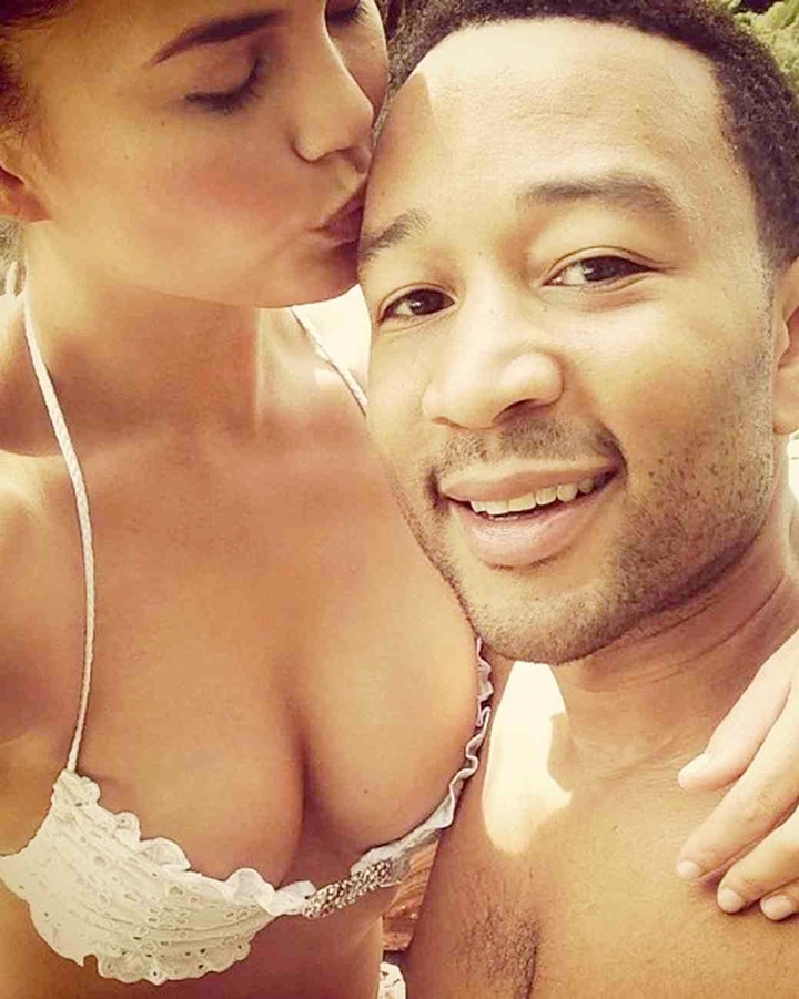 chrissy-teigen-john-legend-honeymoon-0117_vert.jpg