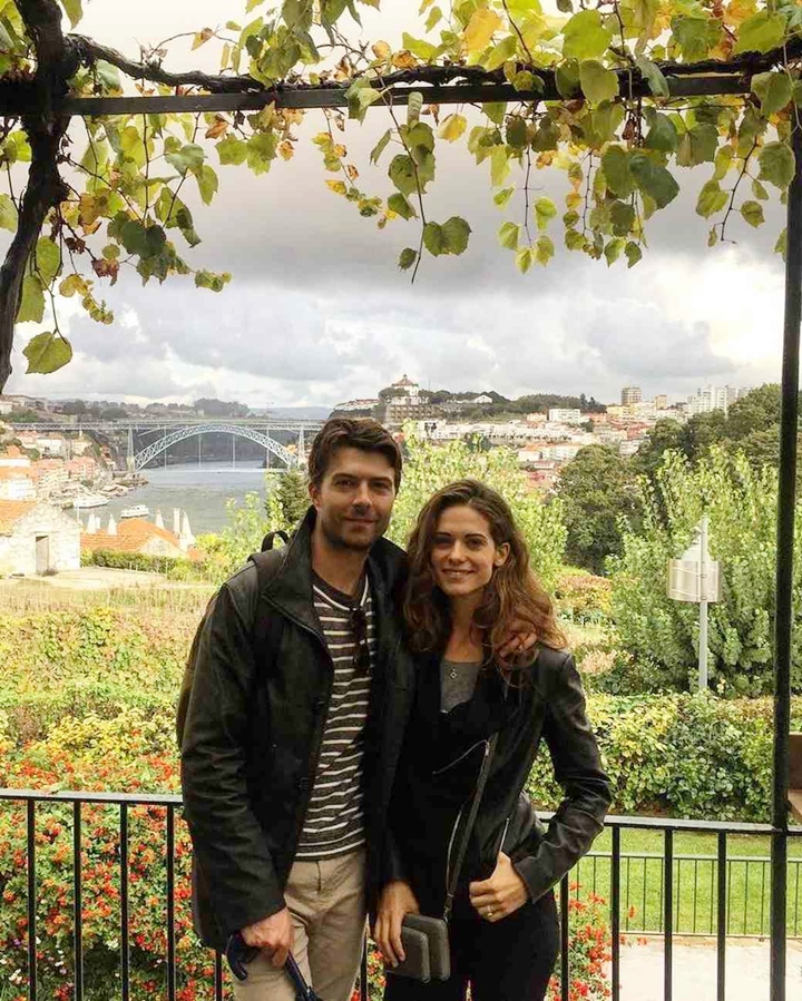 lyndsy-fonseca-noah-bean-honeymoon-0117_vert.jpg