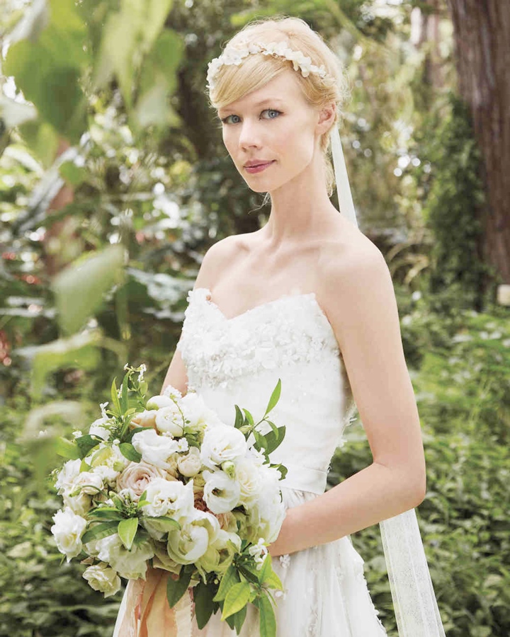 erin-gabe-bride-0156-comp-mwd110114_vert.jpg