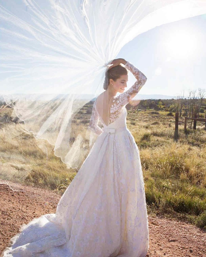 celebrity-wedding-hair-allison-williams-0916_vert.jpg