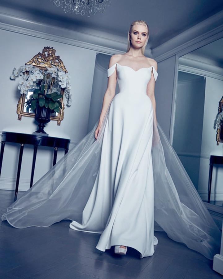 romona-keveza-collection-wedding-dress-spring2020-02_vert.jpg