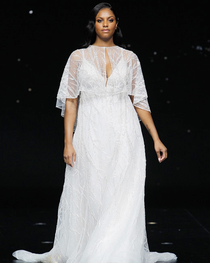 pronovias-wedding-dress-spring2020-17_vert.jpg