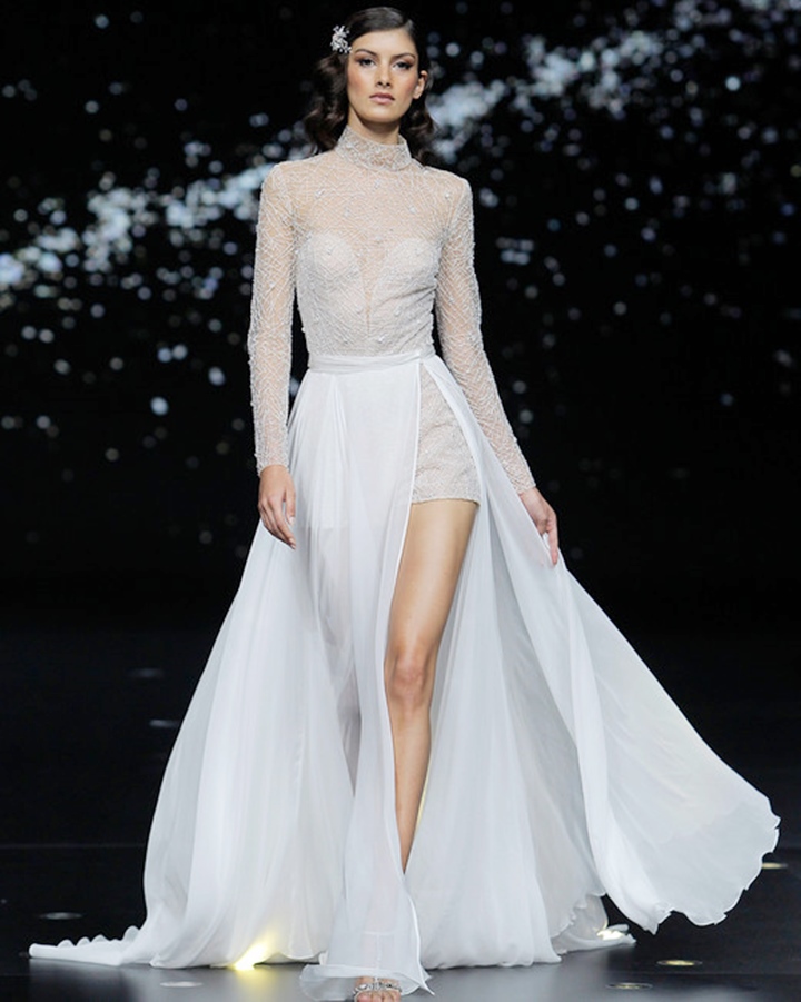 pronovias-wedding-dress-spring2020-18_vert.jpg