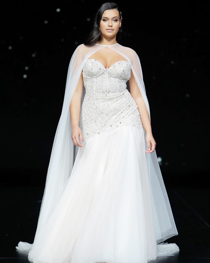 pronovias-wedding-dress-spring2020-28_vert.jpg