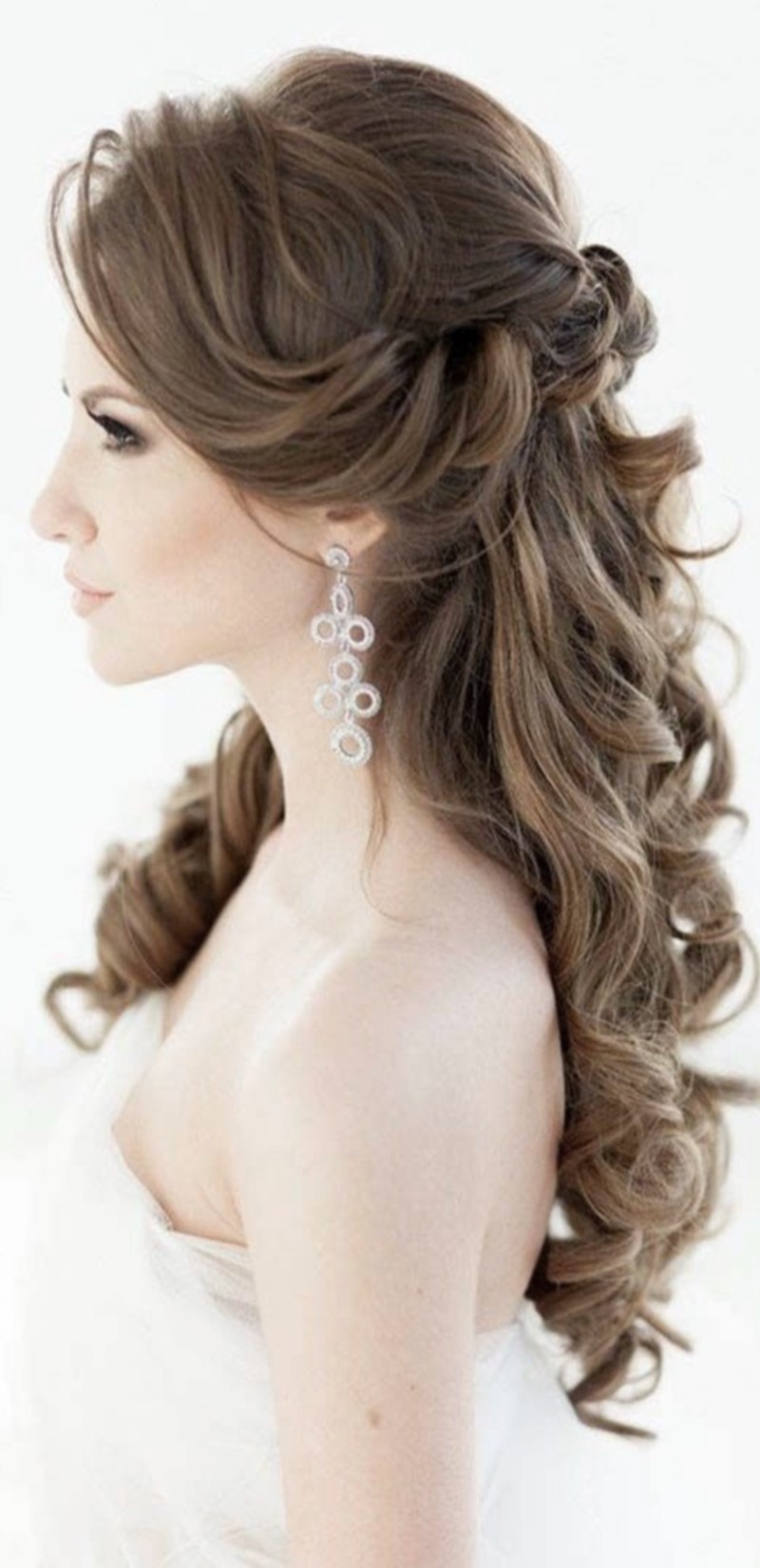 favorite-wedding-hairstyles-for-long-hair-half-up-half-down-cursl-elstilespb-2-242x500.jpg