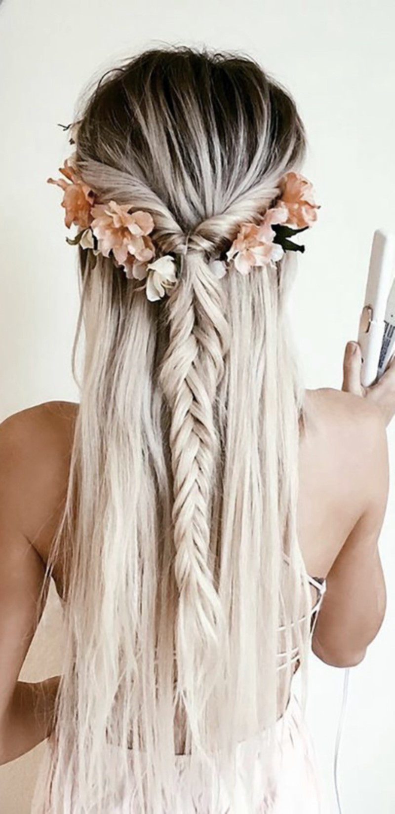 favorite-wedding-hairstyles-for-long-hair-twisted-braids-emilyrosehannon-via-Instagram.jpg
