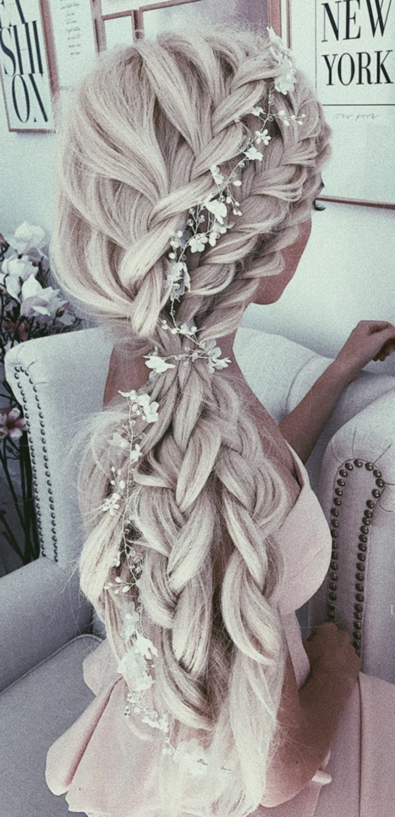 favorite-wedding-hairstyles-for-long-hair-braided-half-up-haf-down-aster.jpg