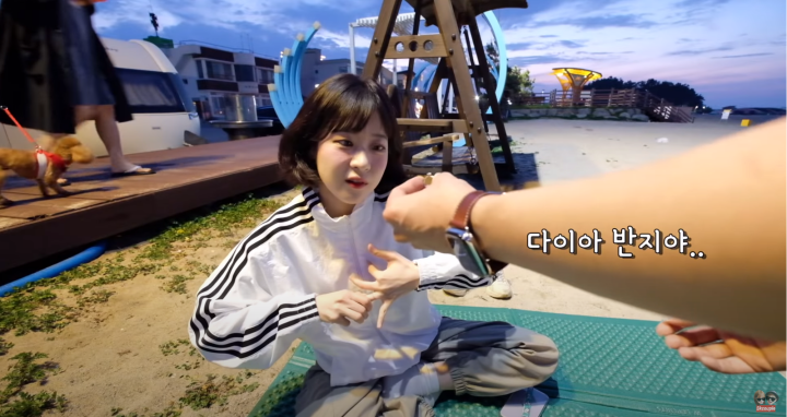 batch_소근커플3.PNG