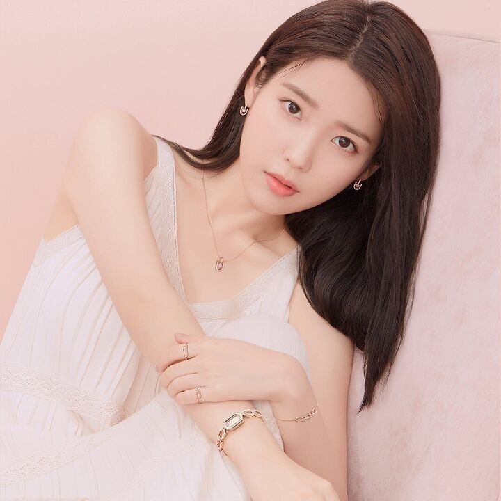 아이유_batch.jpg