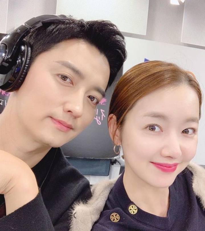 소이현인교진_batch.jpg