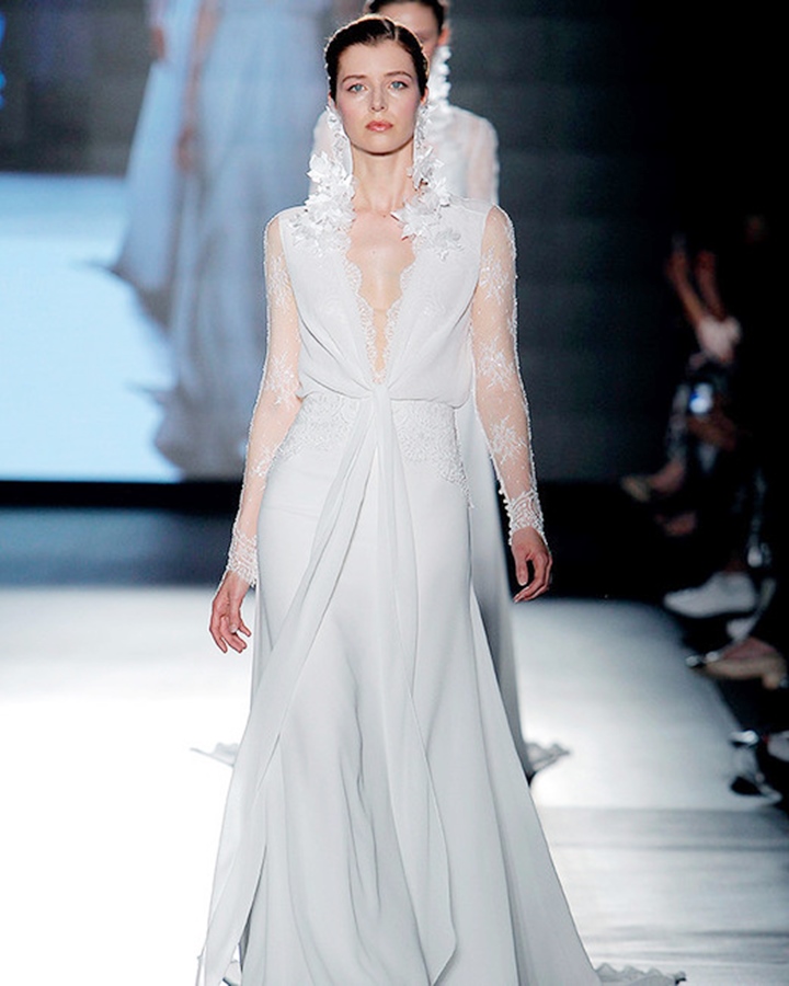 rosa-clara-dress-spring2019-15_vert.jpg