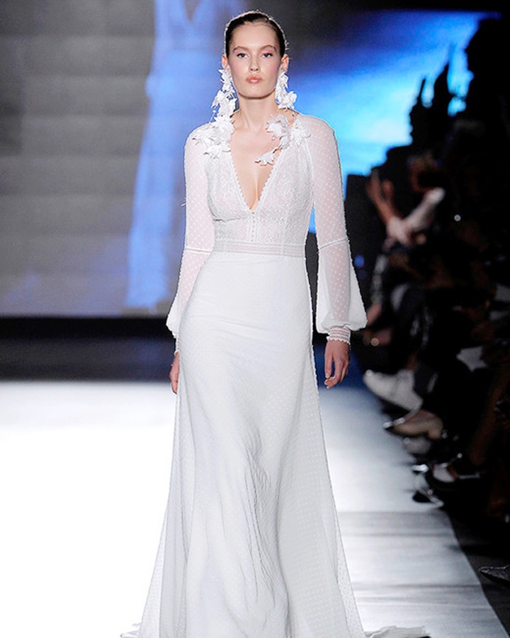 rosa-clara-dress-spring2019-14_0_vert.jpg