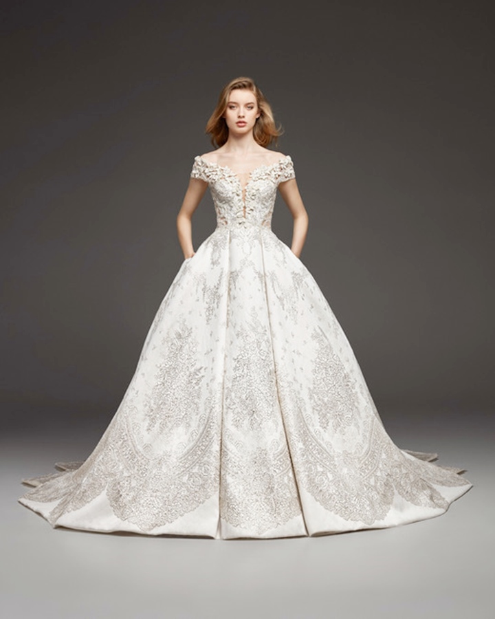 pronovias-wedding-dress-fall2019-22_vert.jpg