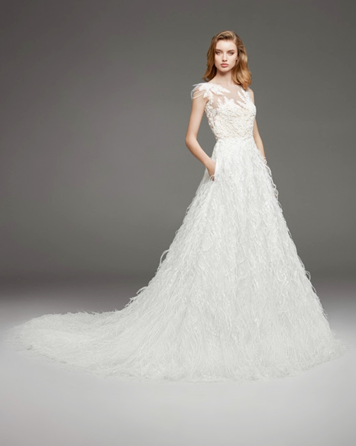 pronovias-wedding-dress-fall2019-12_vert.jpg