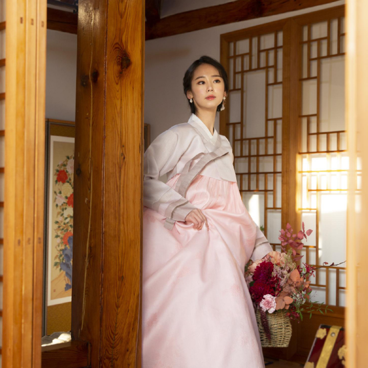 이용후기 > 제가 꿈꿔왔던 결혼식이 차근차근 하나씩 이루어질 수 있게 해준 장재원차장님은 사랑입니다^^ > 아이웨딩 > 아이패밀리SC